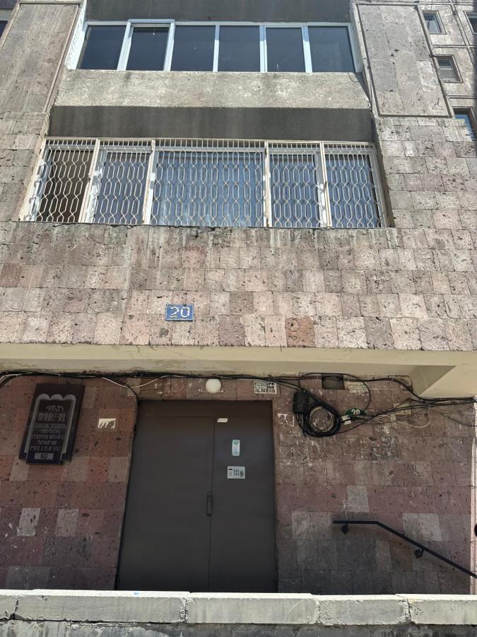 Apartment Amiryan Yerevan Exterior photo